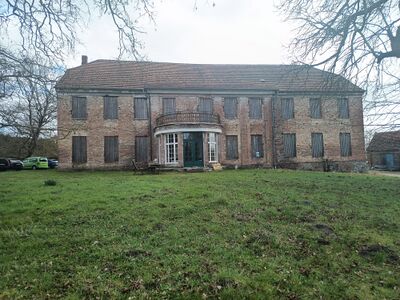 Gutshaus Front