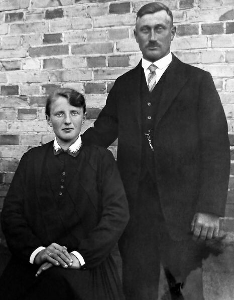 Datei:Friedrichsruhe Karl und Karla Engelland.jpg