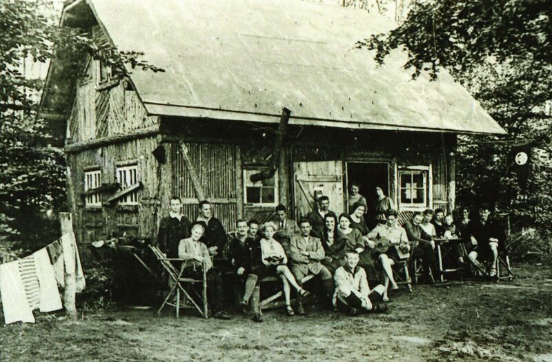 Datei:RH Haus Uhlenflucht 1921.jpg