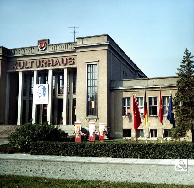 Datei:Zinnowitz Adrion Kulti 04.jpg