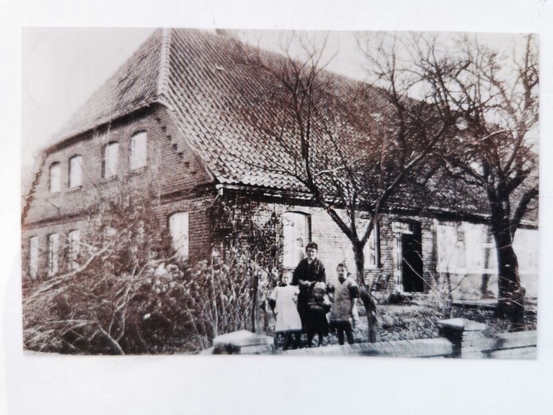 Datei:Besitz.Hufe 18.Peters,abgebrannt.jpg