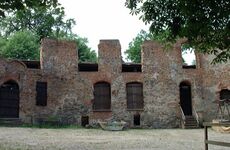 Burg Stargard-82 (2003).jpg