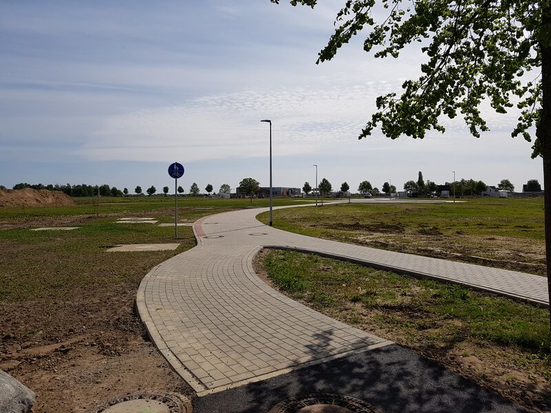Datei:Moenchhagen gewerbepark mai 2023.jpg