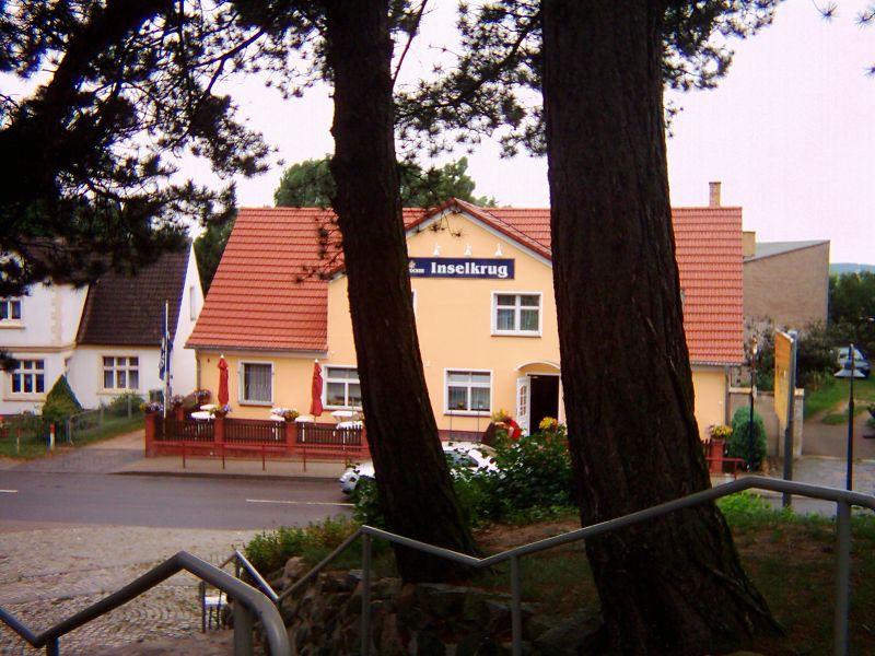 Datei:2009 Gaststätte Inselkrug.jpg