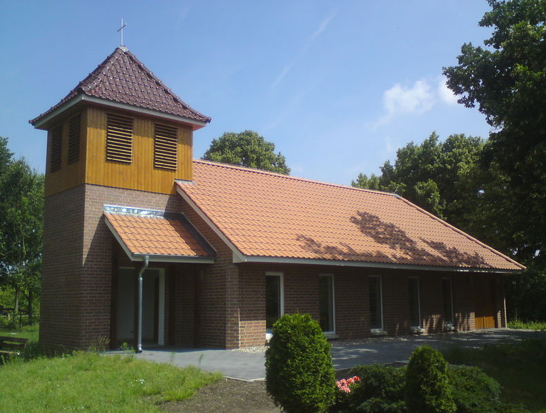 Datei:Kapelle Zweedorf.jpg