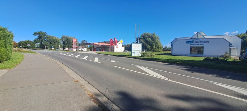 Datei:HVBK-13-Tankstelle-DU.jpg
