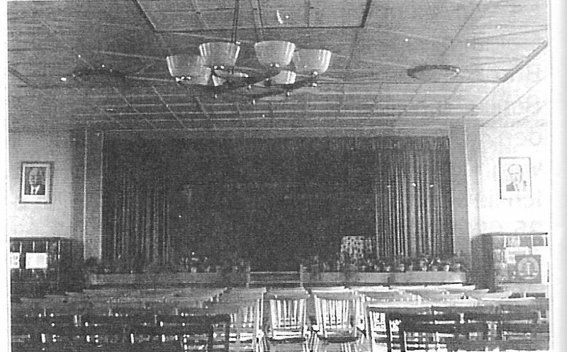 Datei:Innenansicht Kulturhaus.jpg