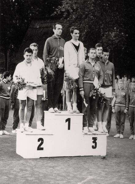 Datei:Zinnowitz Tennis Herrendoppel.jpg