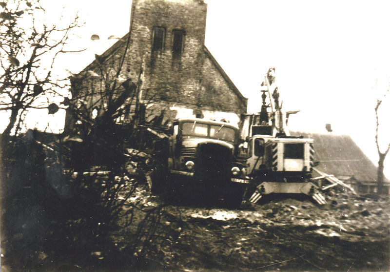 Datei:Kirchenabriss 1979 (1).jpg