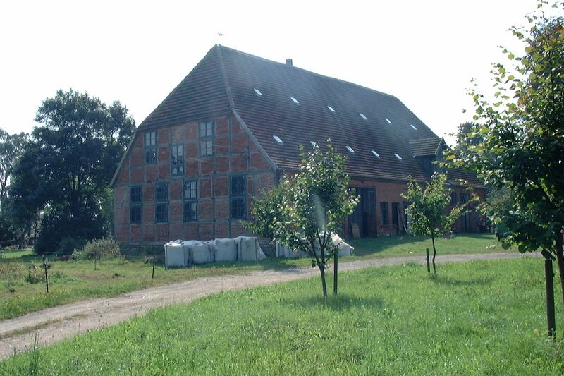 Datei:Rum Kogel-KA Dobbertin 141 (2002).jpg