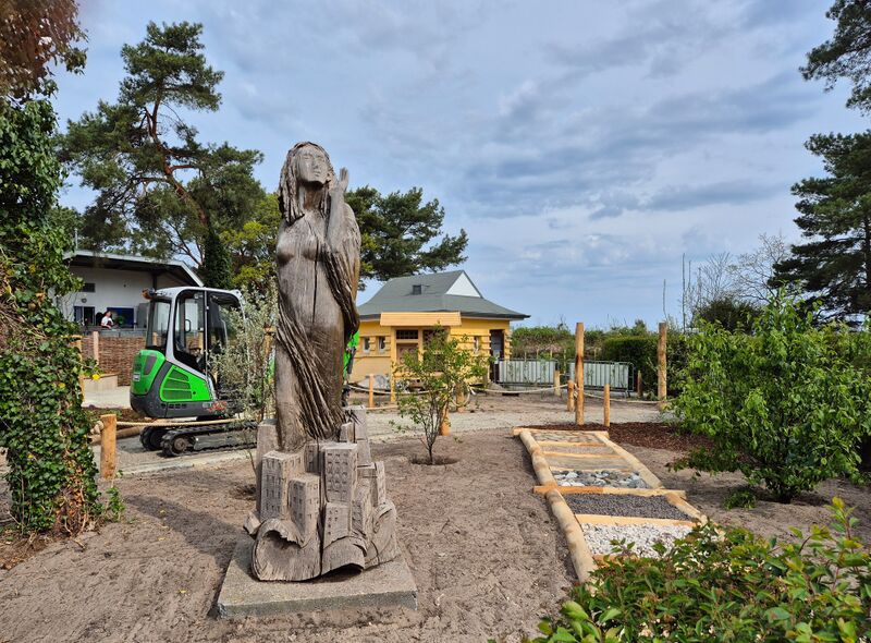 Datei:Zinnowitz-Naturgarten an der Promenade 2025-2.jpg