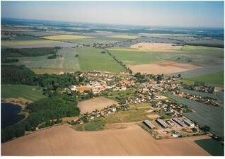 Dobbertin-Luftbild 100 (2000).jpg