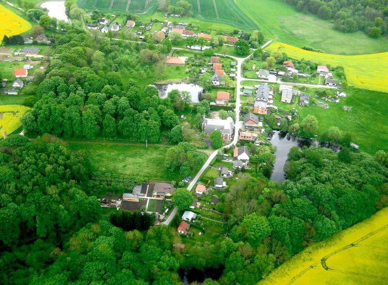 Datei:Luftbild A5-3 Brookhusen-1.jpg