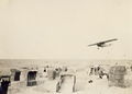 1929 019 Strand Flugzeug.jpg