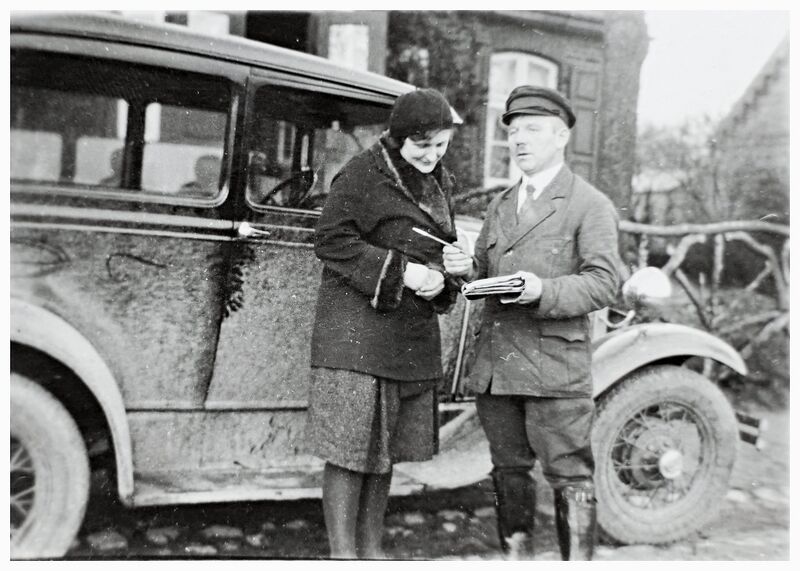 Datei:Goldenbow Taxi.jpg