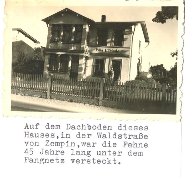 Datei:Zempin Vereinsfahne Schützen.jpg