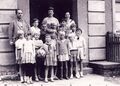 1958 ca Kinderferienlager in Schule Zempin Knobus.jpg
