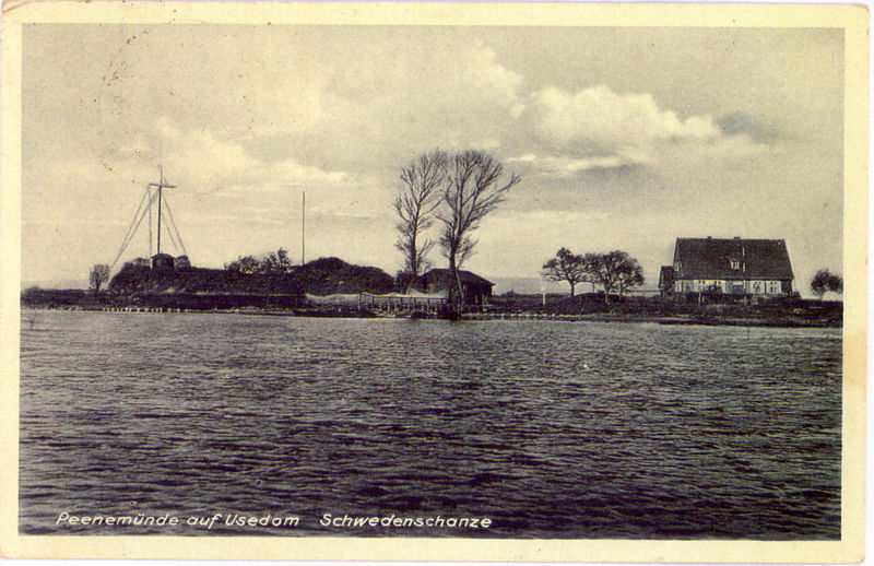 Datei:Schwedenschanze Peenemünde Häuser.jpg