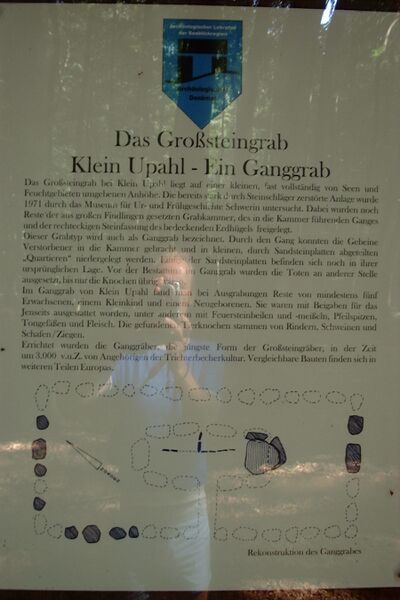 Datei:Klein Upahl-KA Dobbertin 907 (2002).jpg