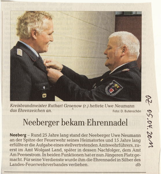 Datei:2011 FF Ehrennadel.jpg