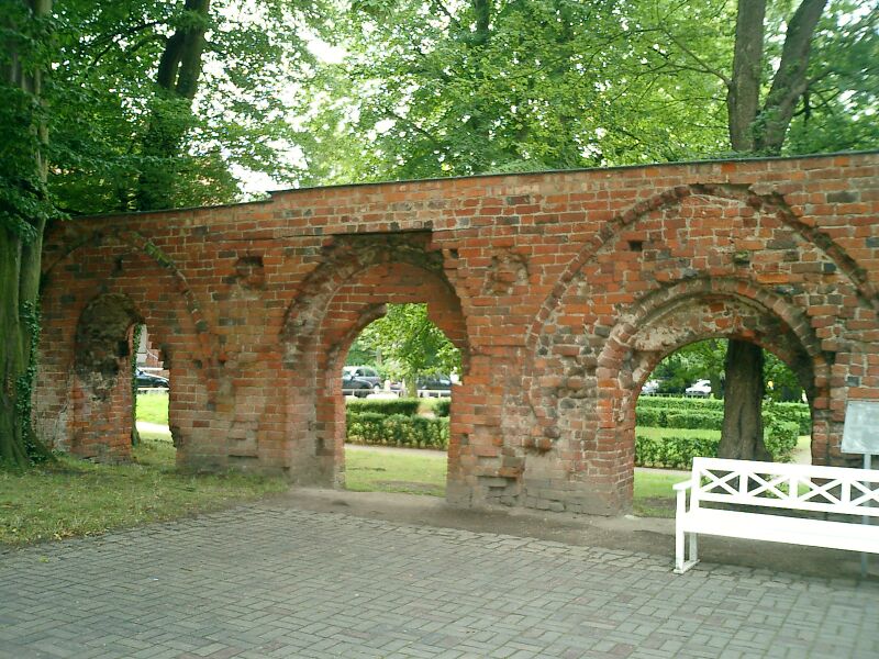 Datei:Doberan (Bad) 0009 (2004).jpg