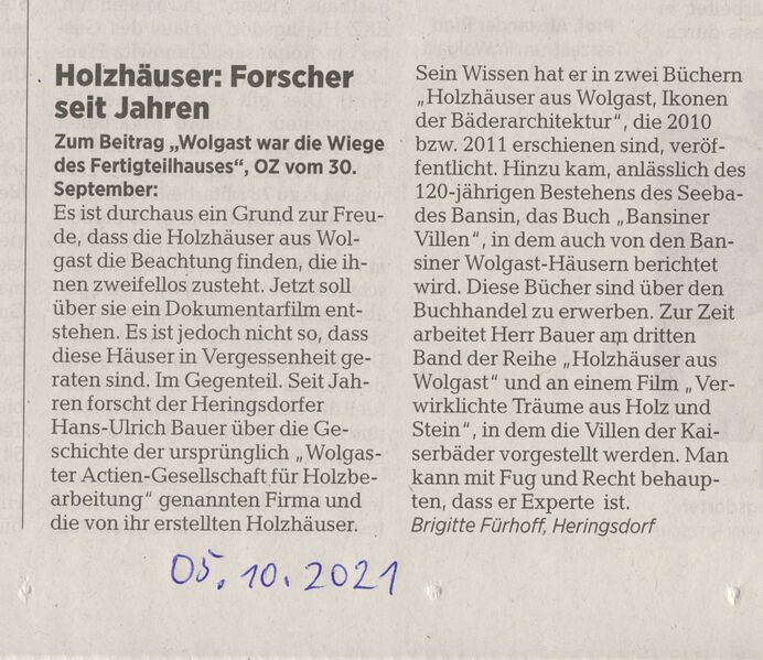 Datei:2021 Holzhäuser Wolgast.jpg