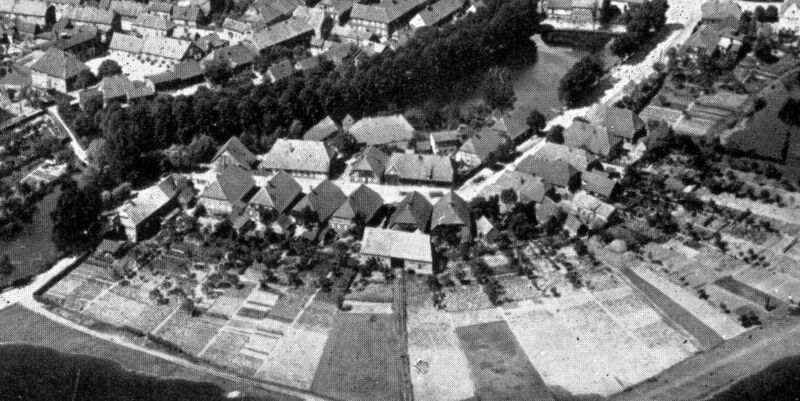 Datei:Luftbild Altendorf 1930.jpg