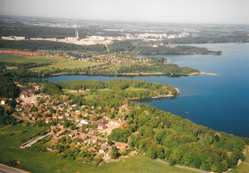 Datei:Schwerin-Luftbild 0301 (2000).jpg