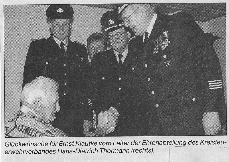 Datei:Auszeichnung Ernst Klautke Bild.jpg
