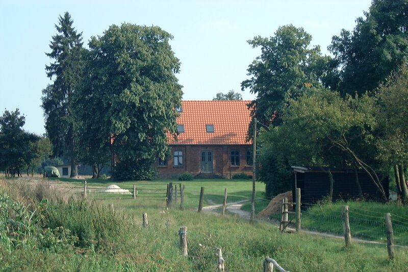 Datei:Nienhagen-KA Dobbertin 206 (2002).jpg