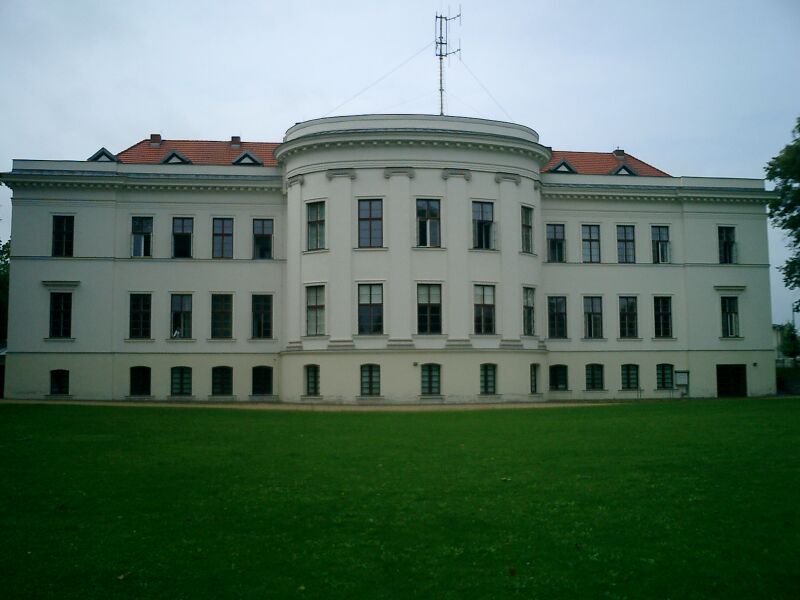 Datei:Doberan (Bad) 0102 (2004).jpg