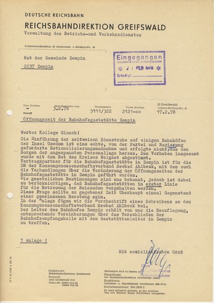 Datei:1978 Bahnhof Gaststätte Öffnung.jpg
