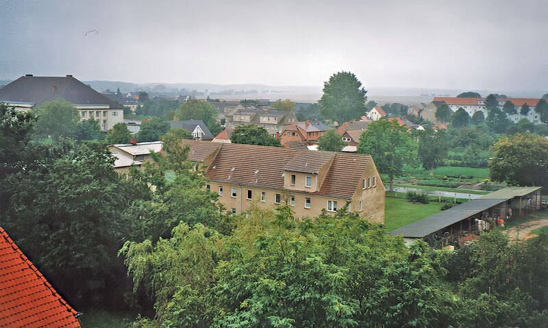 Datei:Mestlin-Blick vom Kirchturm (1999).jpg