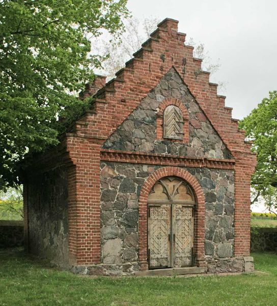 Datei:Genzkow a8 Kapelle.jpg