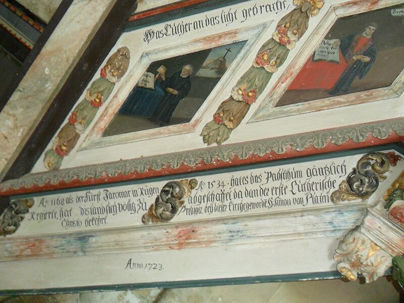Datei:2013 Schaprode Kirche 3.JPG