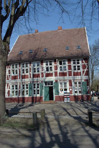 Datei:Boizenburg (Elbe)-29 (2003).jpg