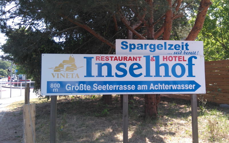 Datei:2016 Werbung Kreuzung.jpg