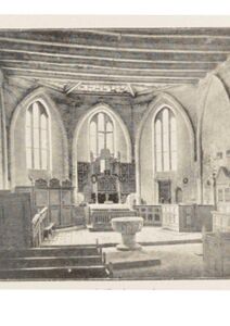 Besonderheit: Die Kanzel in der Mitte des Altars um 1901
