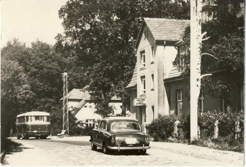 Datei:1968 Korswandt Straße.jpg