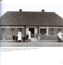 Wo jetzt der Wohnblock steht war bis 1953 die Schlachterei Fritz Kloos (1926)