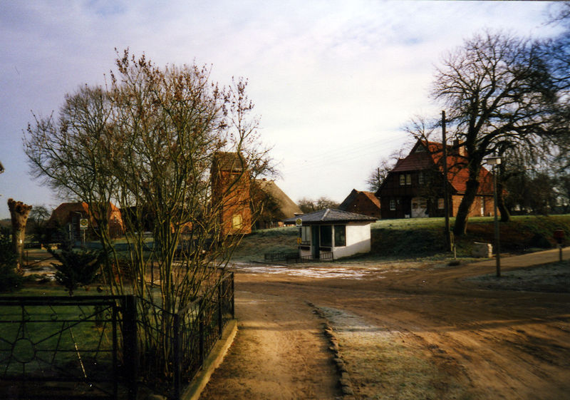 Datei:G.B. Dorfstraße 1999.jpg