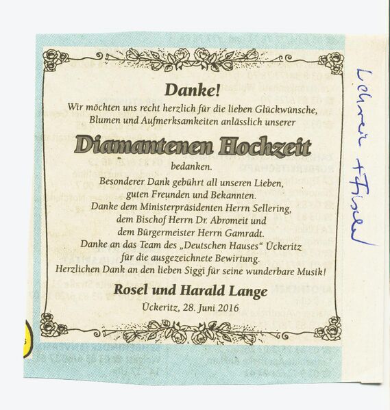 Datei:2016 Ückeritz Lehrerin und Fischer.jpg