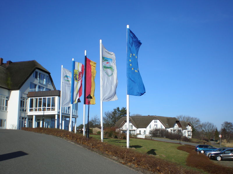 Datei:Balm Golf Fahnen.jpg