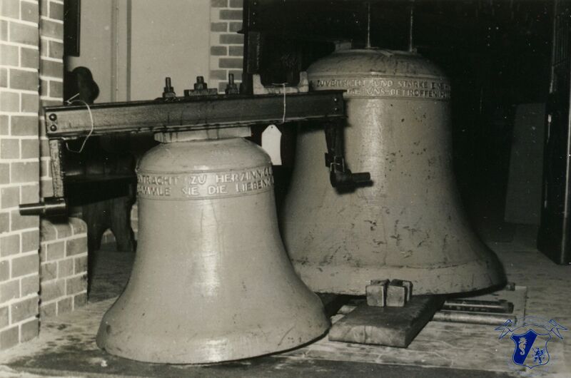 Datei:Zinnowitz-Historische Bilder-72-Glocken.jpg